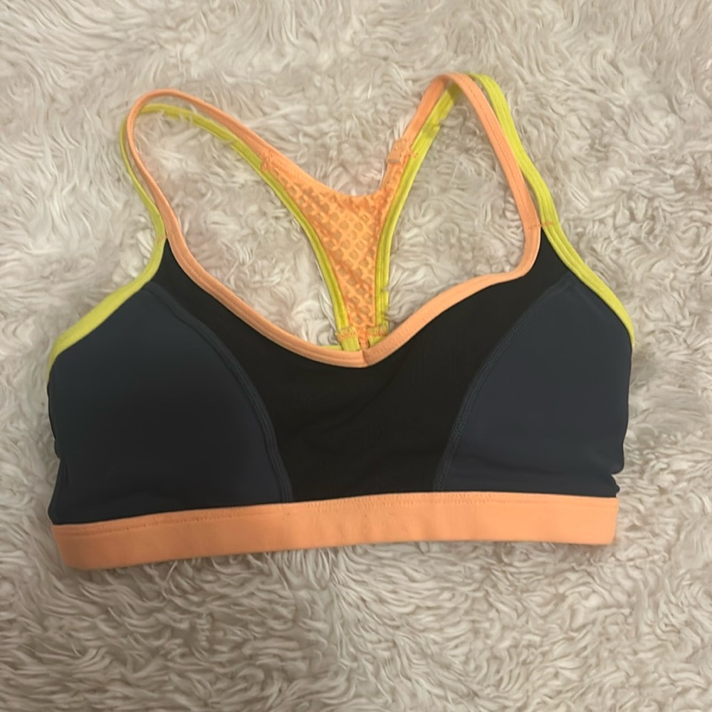 Lorna Jane Sports Bra